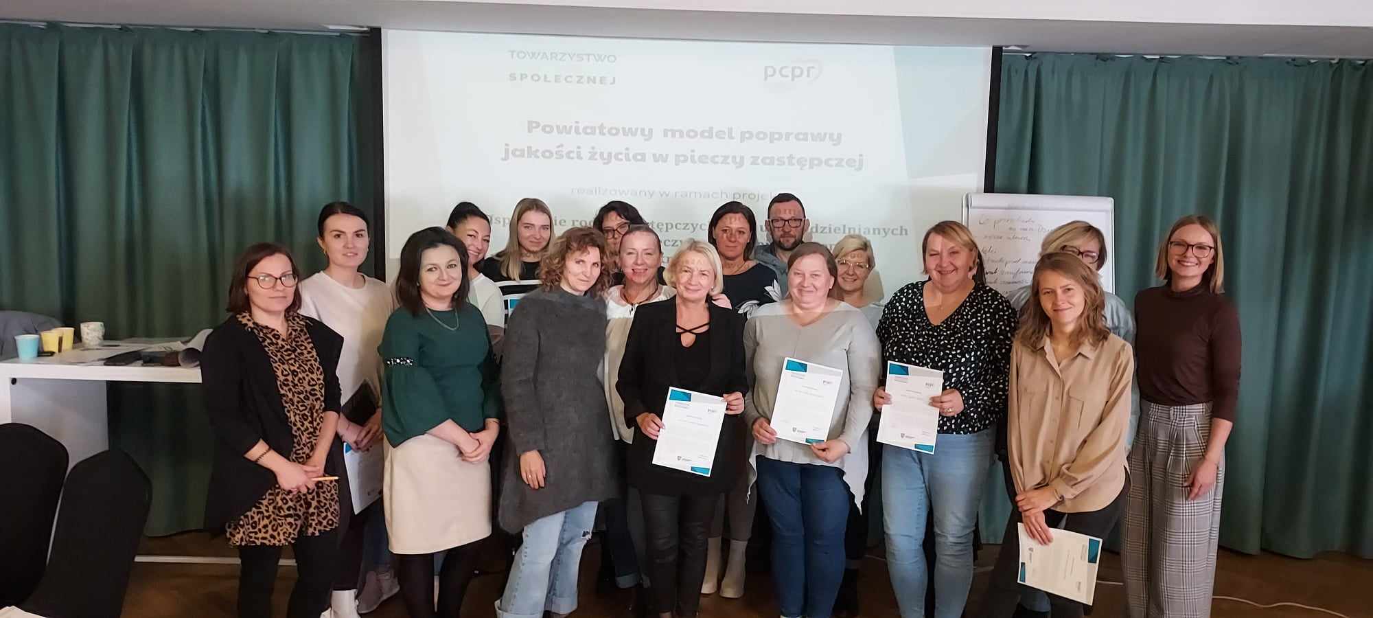 Zdjęcie grupowe przedstawiające uczestników projektu